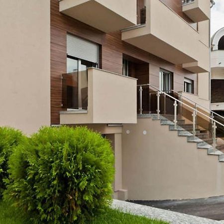 Lazic Apartment Белград Екстериор снимка